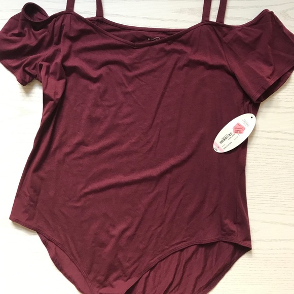 ➕ Cold Shoulder Bodysuit - Picture 6 of 6